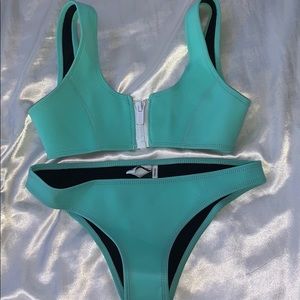 Hoaka bikini
